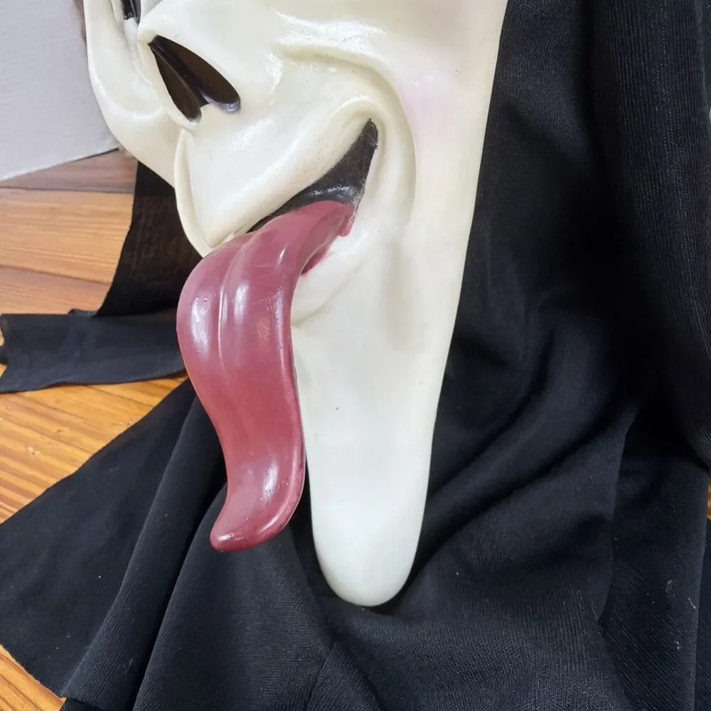 Easter Unlimited Inc scream ghostface